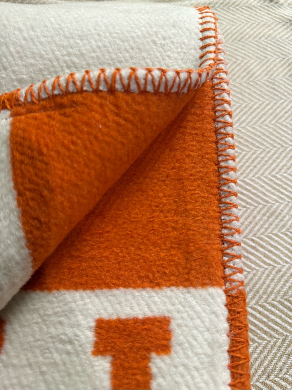 Hermes Avalon throw blanket Classic Orange/White Wool And Cashmere - Picture 5 of 7